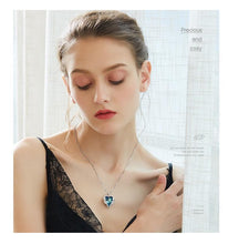 Load image into Gallery viewer, Rhinestone Luxury Heart Necklace